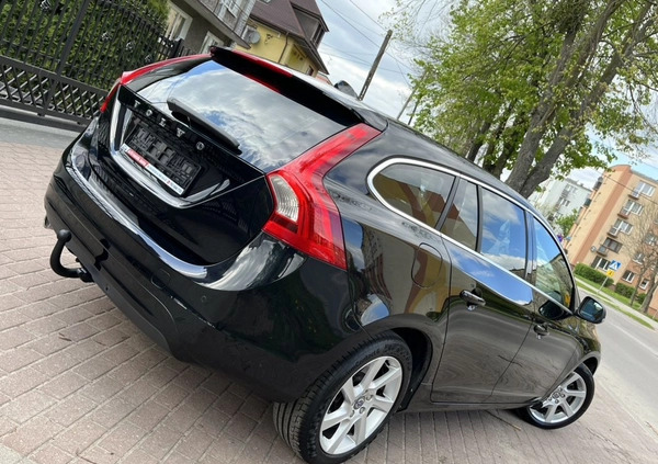 Volvo V60 cena 35700 przebieg: 214685, rok produkcji 2014 z Choroszcz małe 436